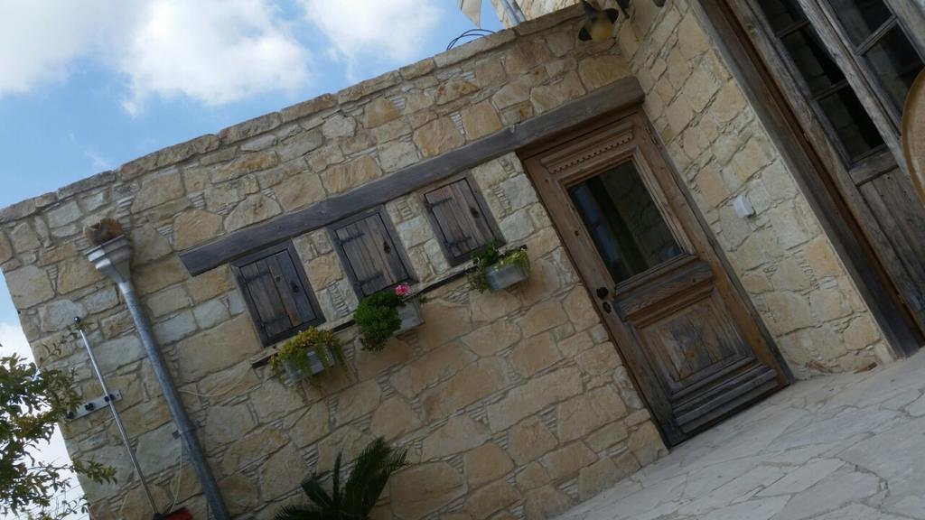 Lofou Traditional Stone House Kültér fotó